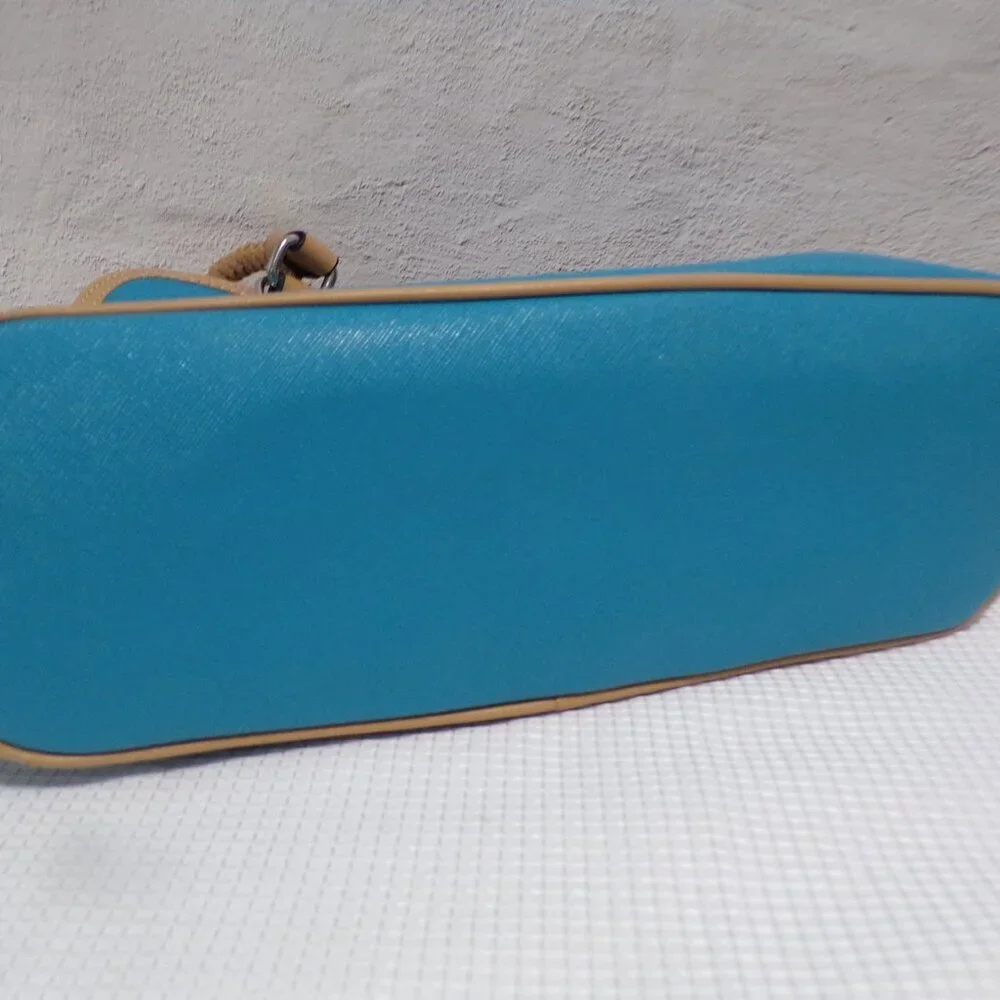 Gianibernini Teal & Beige‎ Handbag Leather with Silver Accents Zipper Closure